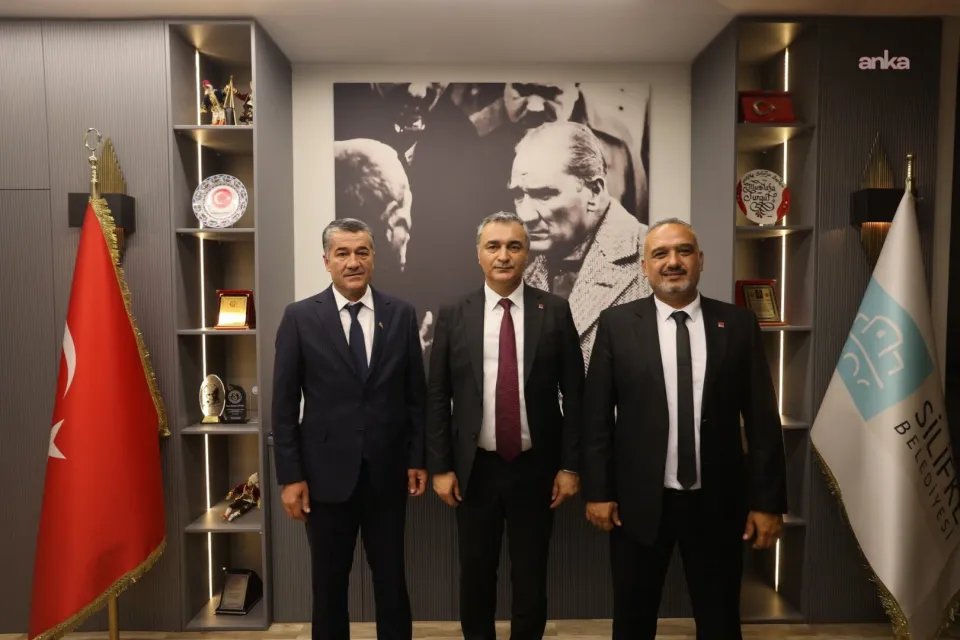 CHP Sözcüsü Müslim Sarı'dan Silifke Mesaisi: "Belediyelerimizin Yanında Olmaya Devam Ediyoruz"