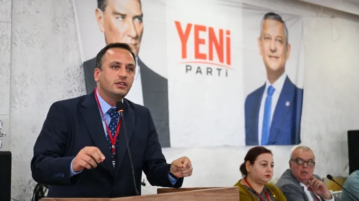 Eşki’den Tugay’a Sert Tepki: Hayatında 3-5 insana selam vermemiş biri!