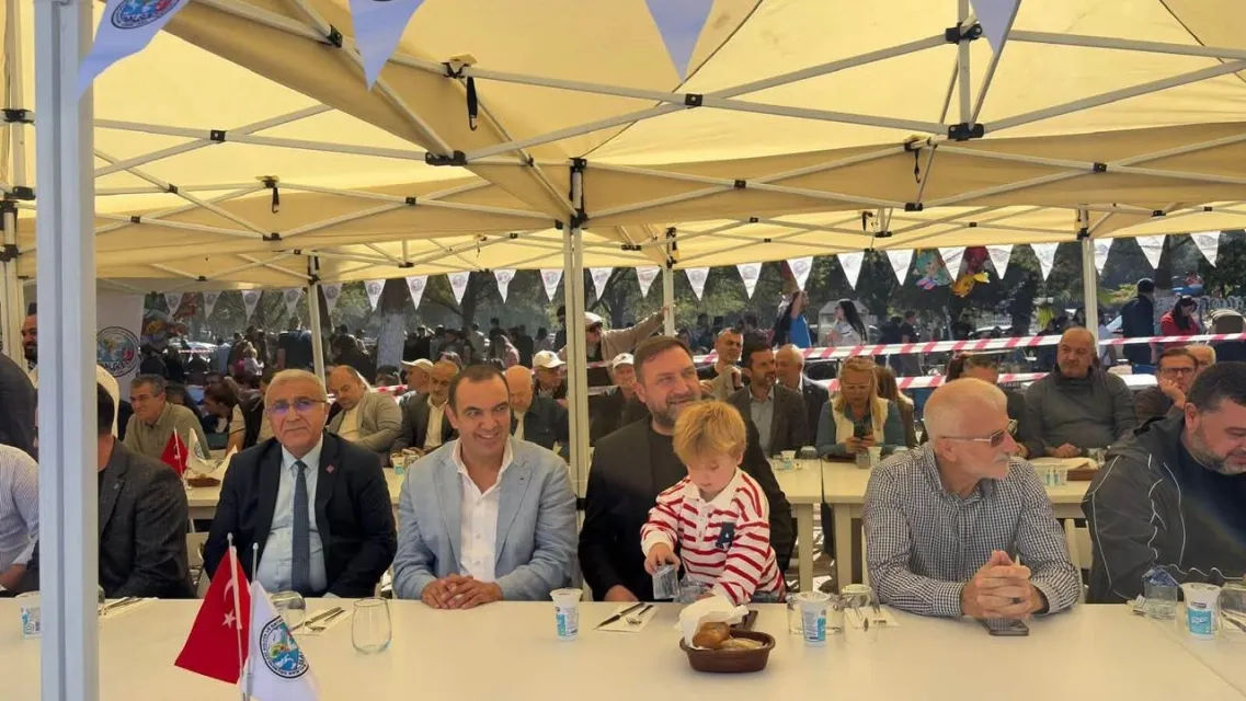 CHP Gaziemir Heyeti 13. BAL-GÖÇ Panayırı’na Katıldı: "Atatürk’ün Hemşehrileriyle Olmaktan Onur Duyduk"