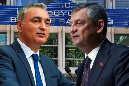 CHP Sözcüsü Müslim Sarı'dan Adana'da Sert Açıklamalar: "Özgür Özel İzmir Halkından Özür Dilemeli!"
