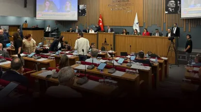 İzmir Büyükşehir'de Başkan Vekilliği Yarışı: YENİ Parti Ve CHP'nin Adayları Belli Oldu!