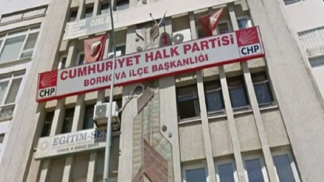 CHP Bornova’da Görev Değişiminin Perde Arkası: Genel Merkez'in Resmi Kararı Ortaya Çıktı!