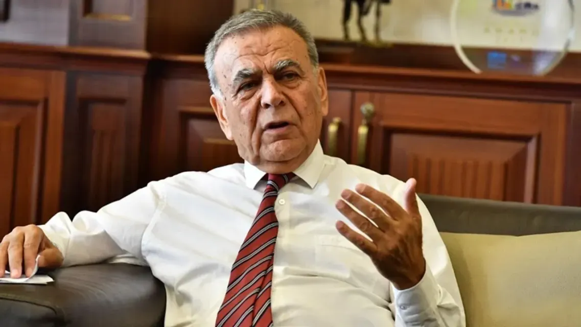 YENİ Parti İzmir'de Kongre Öncesi Aziz Kocaoğlu Sürprizi: Adaylık İçin Harekete Geçti!