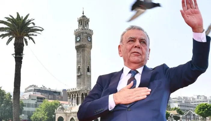 İzmir Siyasetinde Bomba Gelişme: Aziz Kocaoğlu "İzmir Duruşu" Diyerek YENİ Parti İl Başkanlığına Adaylığını Açıkladı!