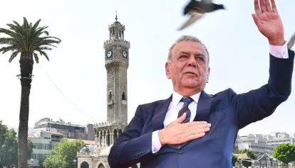 İzmir Siyasetinde Bomba Gelişme: Aziz Kocaoğlu "İzmir Duruşu" Diyerek YENİ Parti İl Başkanlığına Adaylığını Açıkladı!
