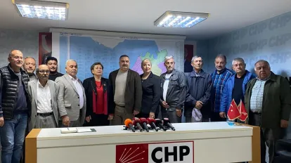 CHP Konak İlçe Başkanı Emrah Kazımoğlu’ndan Mahalle Birleştirme Kararına Tepki: "Kim Yangından Mal Kaçırıyor?"