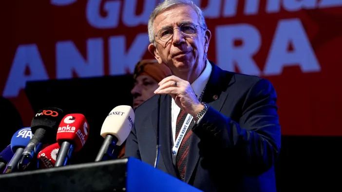 Mansur Yavaş’tan Parti Değiştiren Belediye Başkanları İçin Sert Sözler: "O Hesabı Sandıkta Vereceklerdir!"
