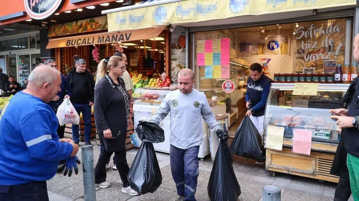 Buca’da Sağlıksız Gıdaya Geçit Yok: 109,5 Kilogram Tarihi Geçmiş Ürüne El Konuldu!