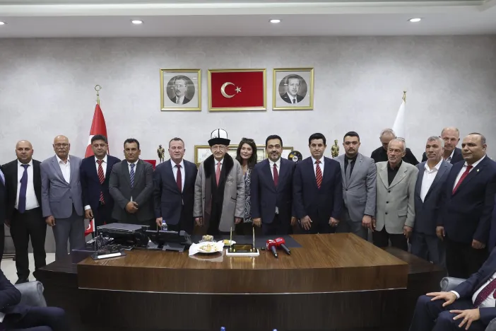 CHP Genel Başkanı Kemal Kılıçdaroğlu Nizip Belediyesi’ni Ziyaret Etti