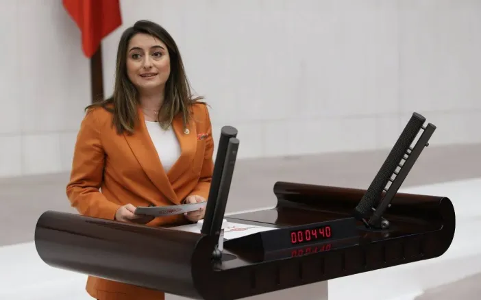 CHP’li Aysu Bankoğlu’ndan Tutuklu Belediye Başkanlarına Ziyaret: "Hiçbir Siyasi Hesap Adaletten Üstün Değildir"